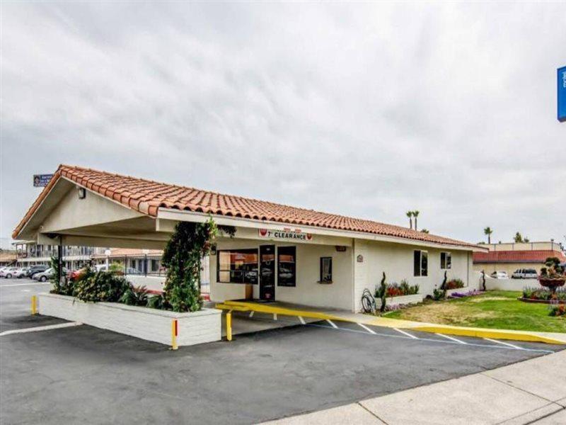 Motel 6 Manteca Ngoại thất bức ảnh