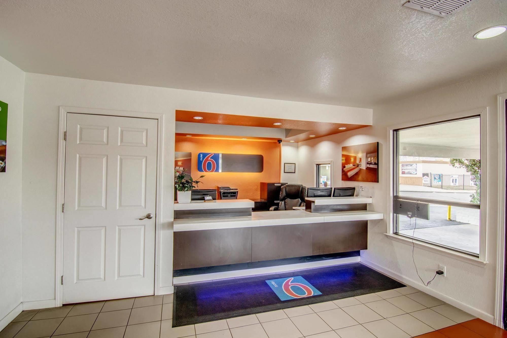 Motel 6 Manteca Ngoại thất bức ảnh