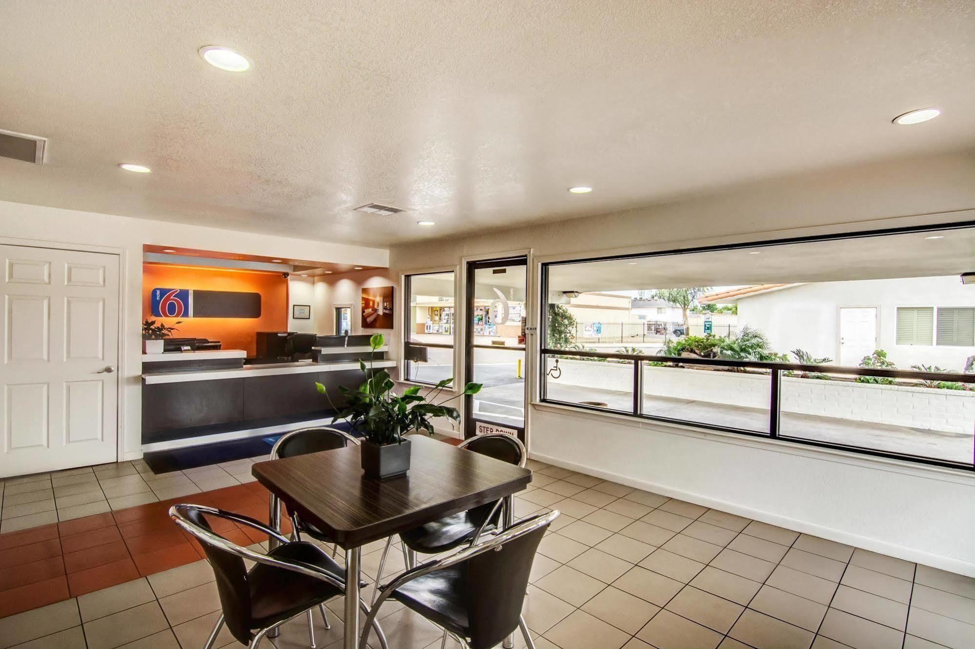 Motel 6 Manteca Ngoại thất bức ảnh