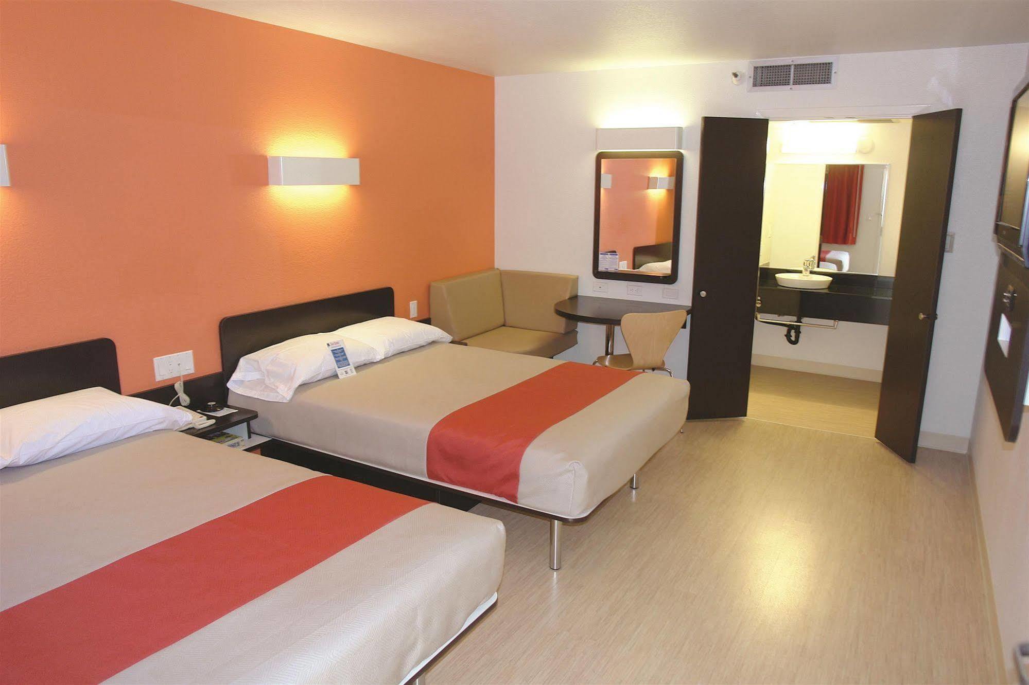 Motel 6 Manteca Ngoại thất bức ảnh