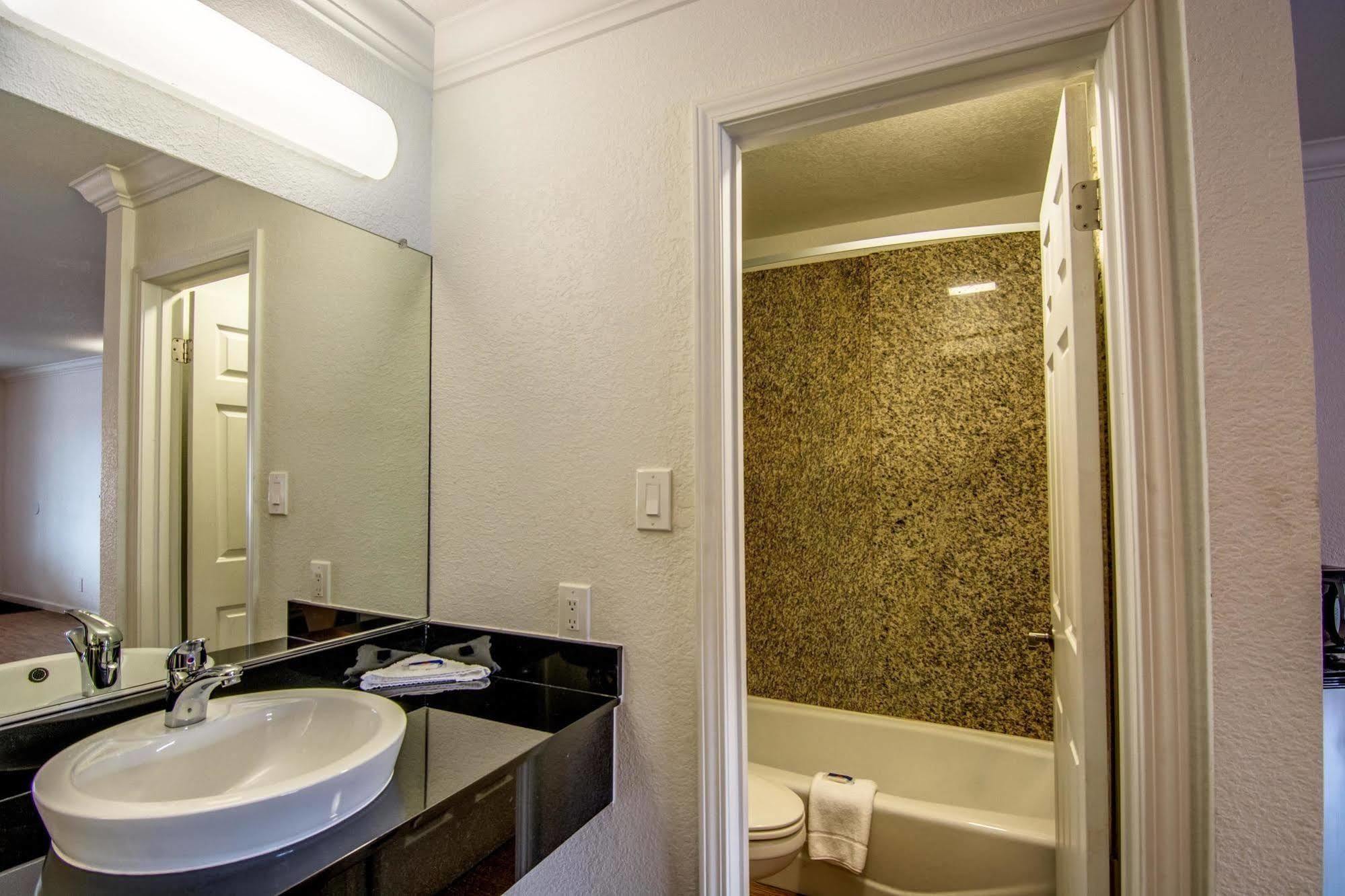 Motel 6 Manteca Ngoại thất bức ảnh